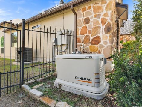 2427 Dunmore Hill San Antonio TX 78230