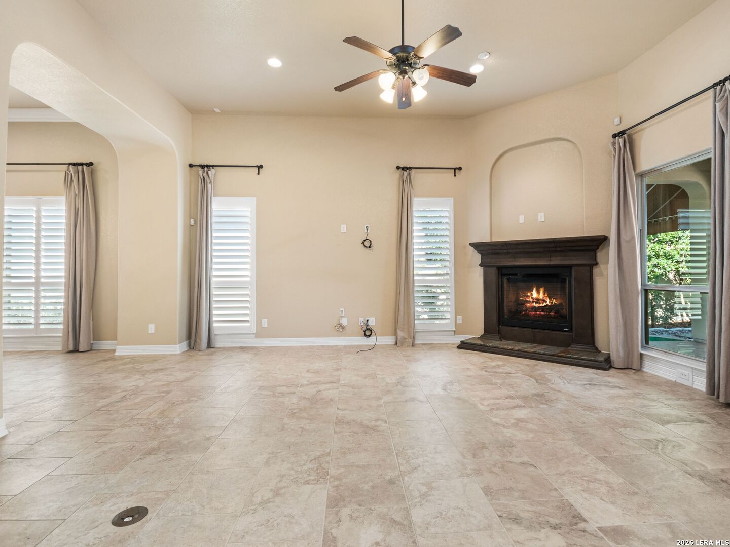 2427 Dunmore Hill San Antonio TX 78230