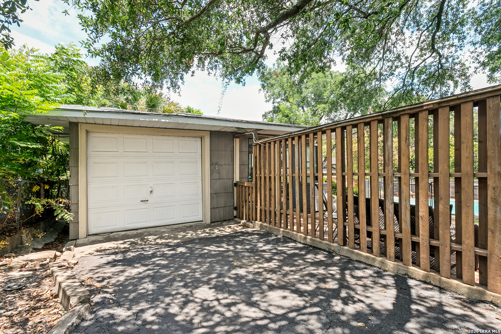 825 Wiltshire Avenue Terrell Hills TX 78209