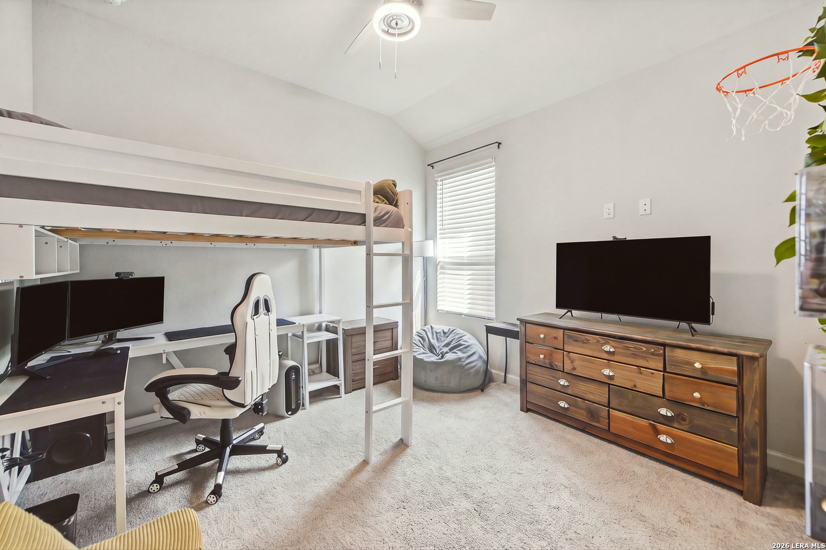 5119 Espacio San Antonio TX 78261