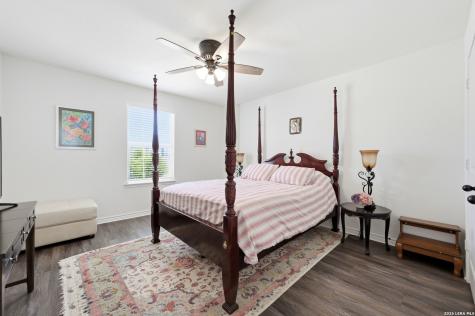 5332 Espinoso Way San Antonio TX 78261