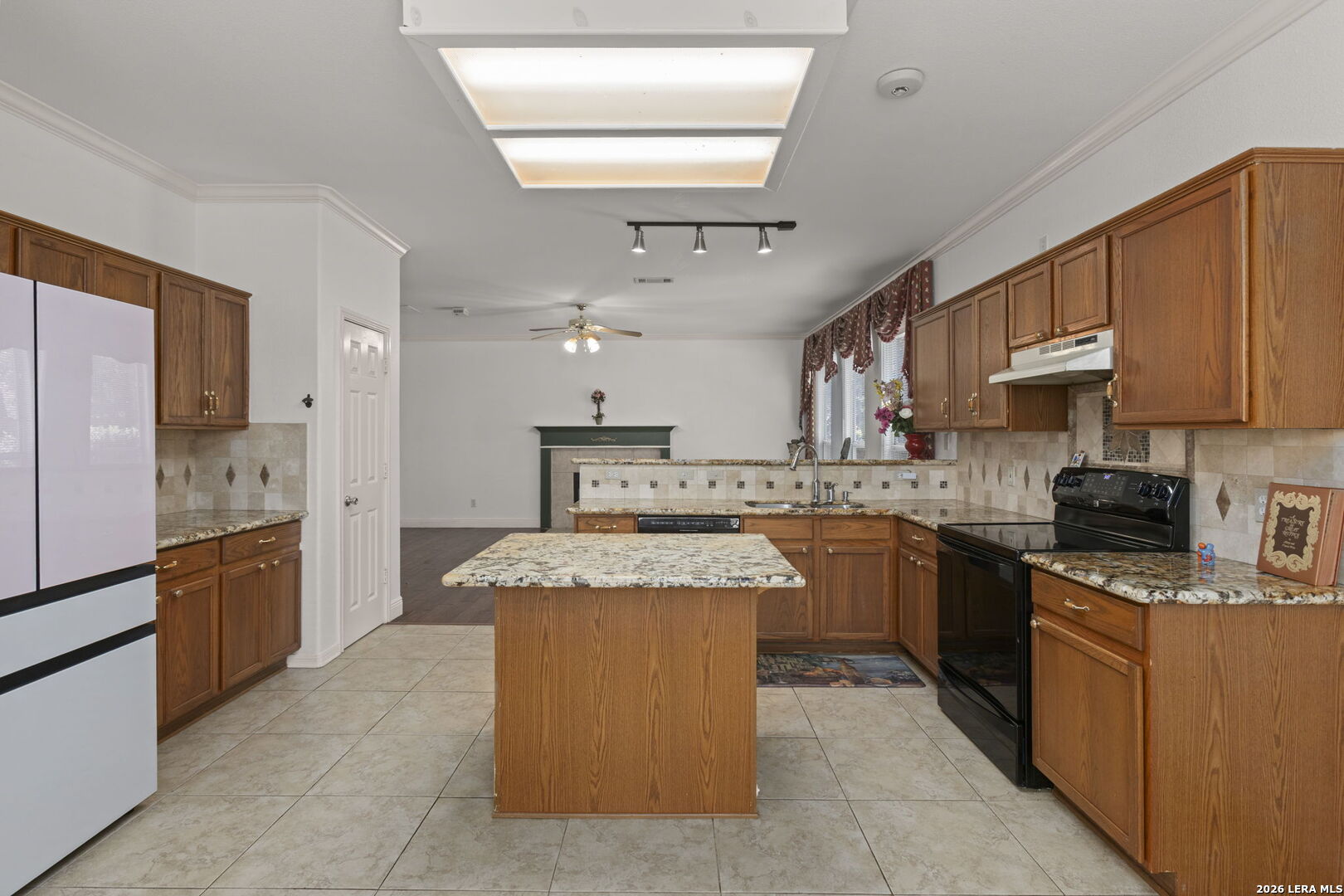 2323 Cardigan Hill San Antonio TX 78232
