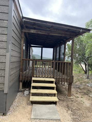 333 Spanish Oak Bandera TX 78003