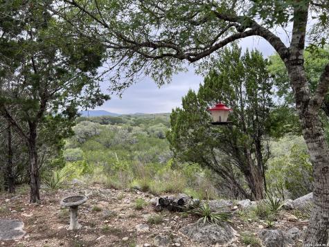 333 Spanish Oak Bandera TX 78003