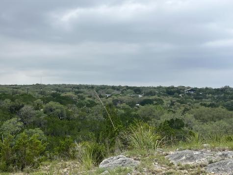 333 Spanish Oak Bandera TX 78003
