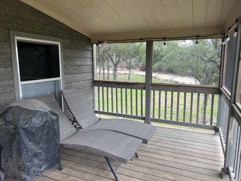 333 Spanish Oak Bandera TX 78003
