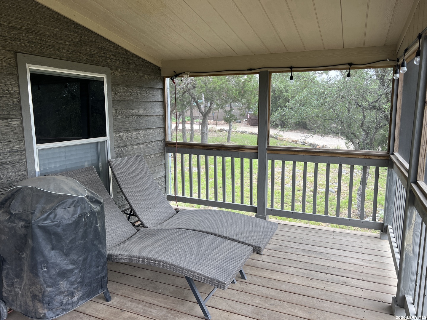 333 Spanish Oak Bandera TX 78003