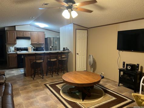 333 Spanish Oak Bandera TX 78003