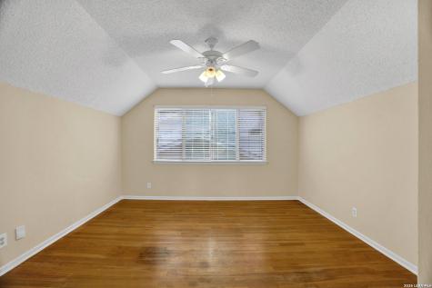 615 Serenade Drive San Antonio TX 78216