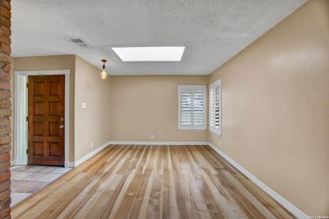 615 Serenade Drive San Antonio TX 78216