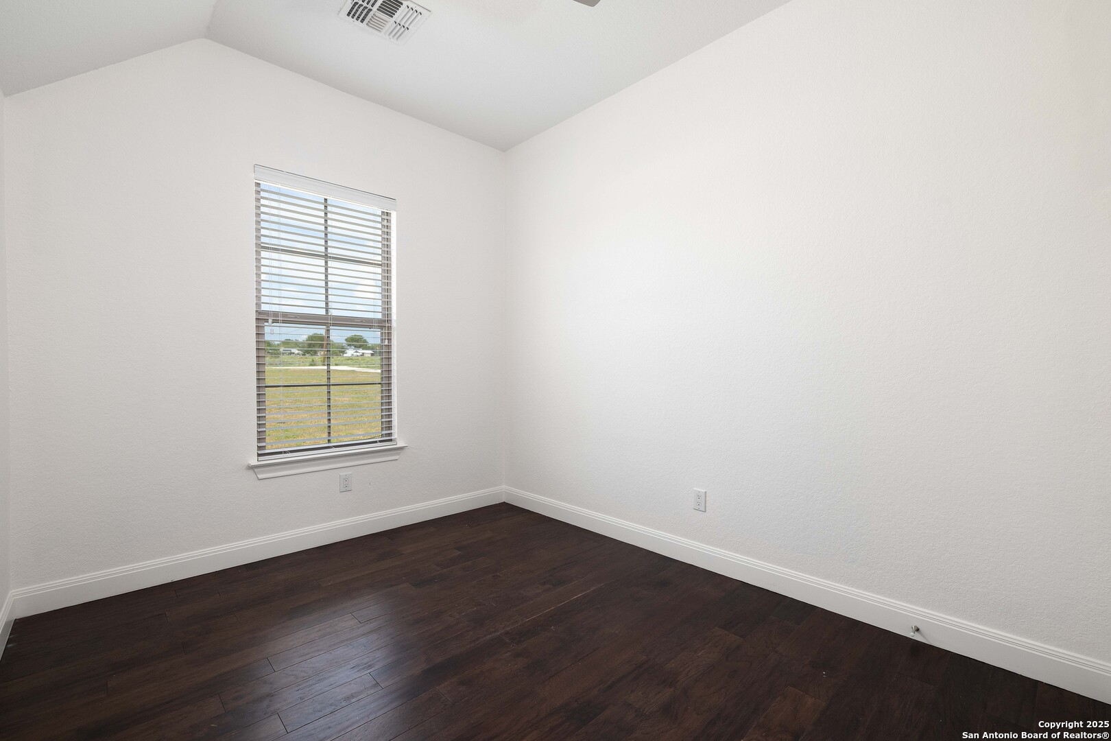 212 Ferryboat Lane New Braunfels TX 78130