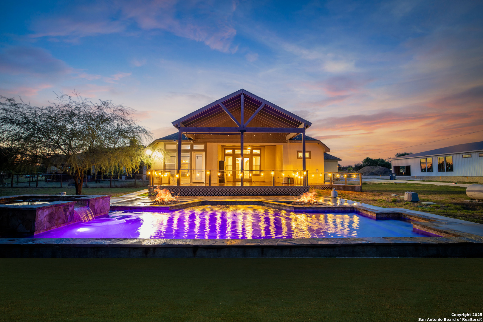 212 Ferryboat Lane New Braunfels TX 78130