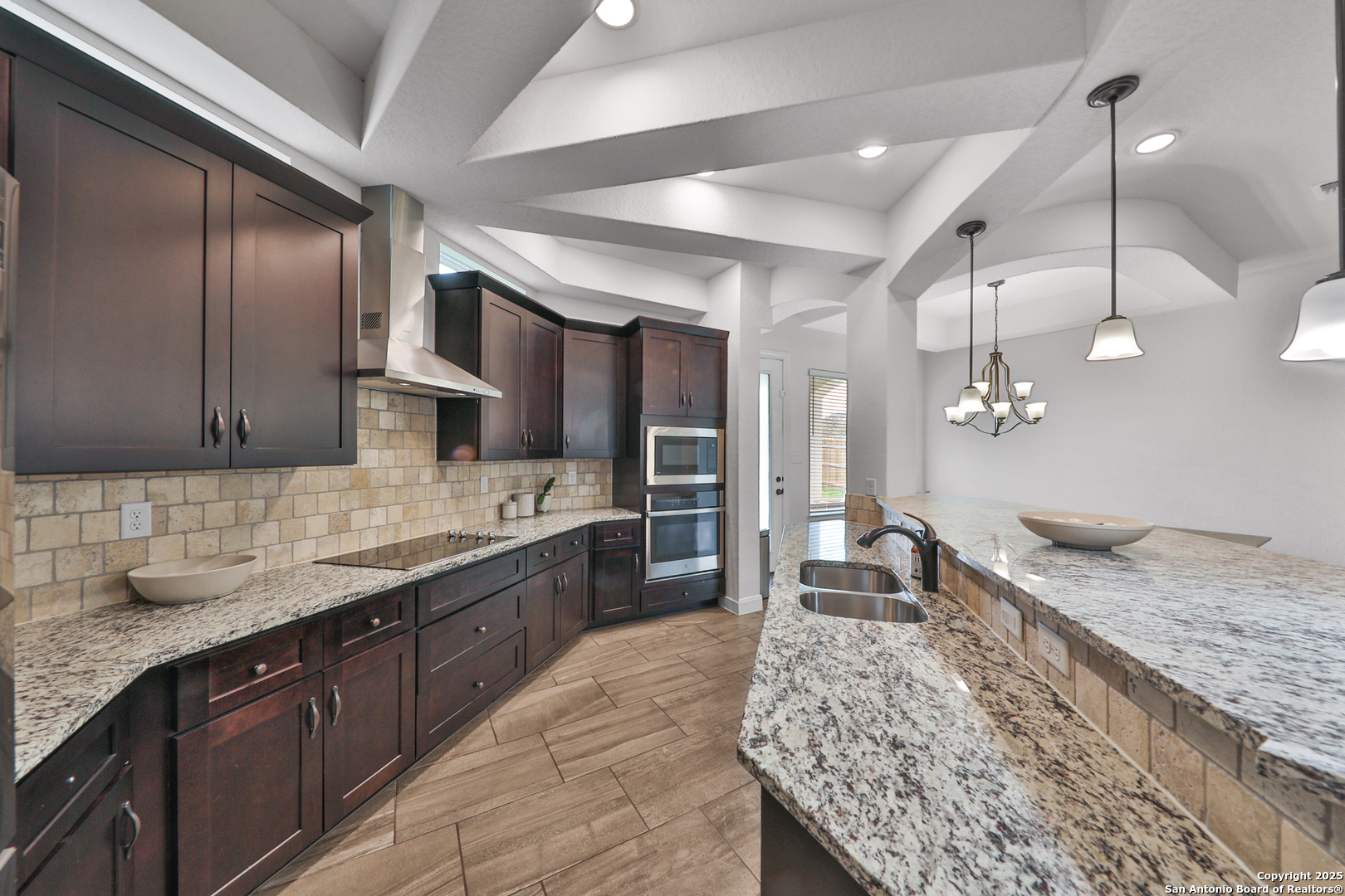 6514 Comanche Post San Antonio TX 78233