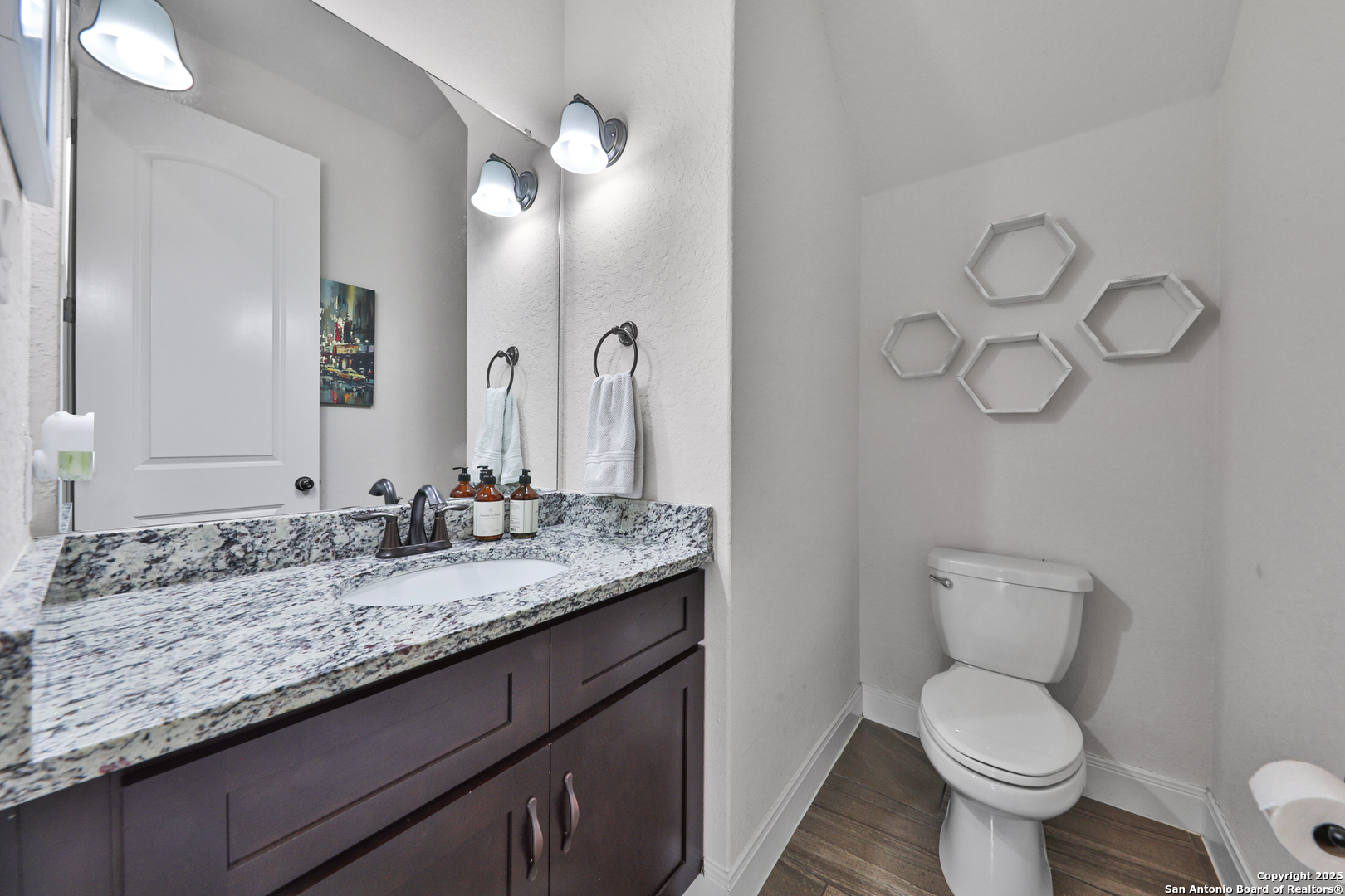 6514 Comanche Post San Antonio TX 78233