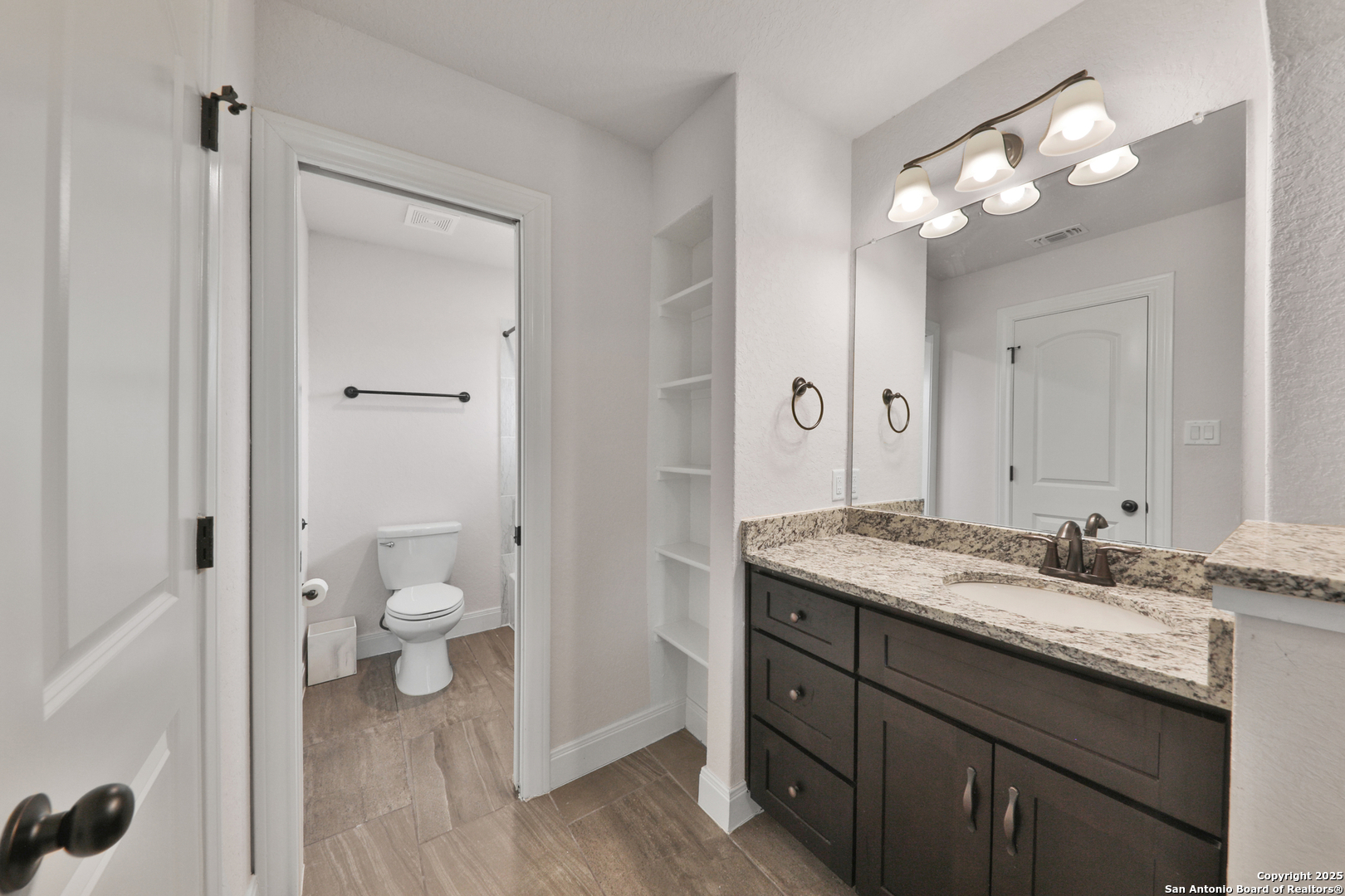 6514 Comanche Post San Antonio TX 78233
