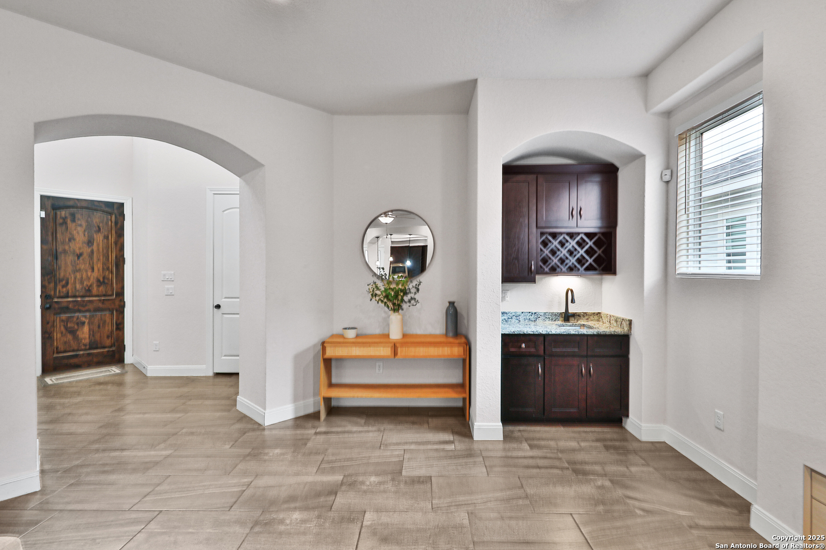 6514 Comanche Post San Antonio TX 78233