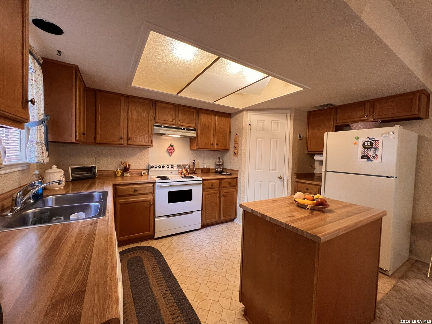 9343 Lamerton Street San Antonio TX 78250