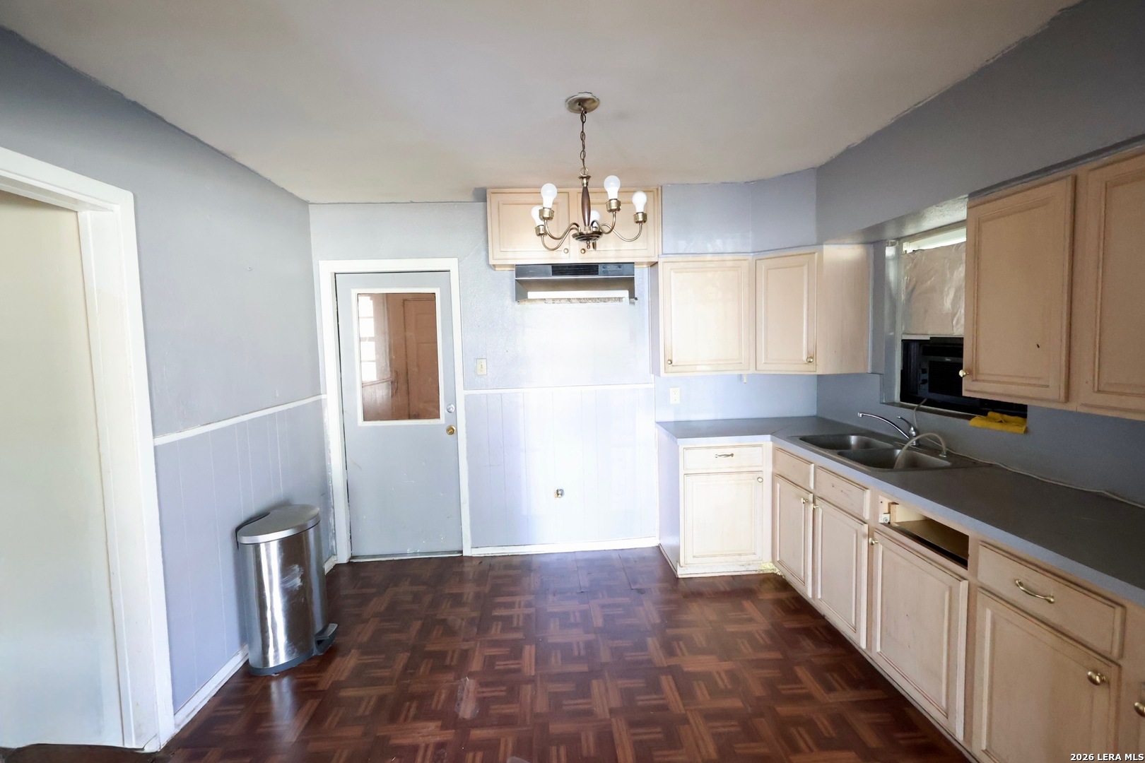654 Ellor Drive San Antonio TX 78228