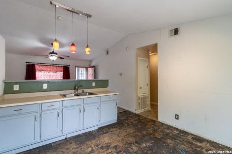 5302 War Cloud Drive San Antonio TX 78242