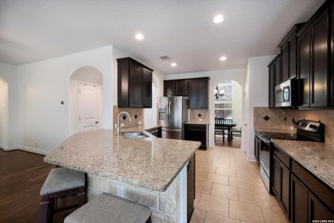1648 Sun Ledge Way New Braunfels TX 78130