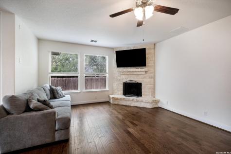 1648 Sun Ledge Way New Braunfels TX 78130