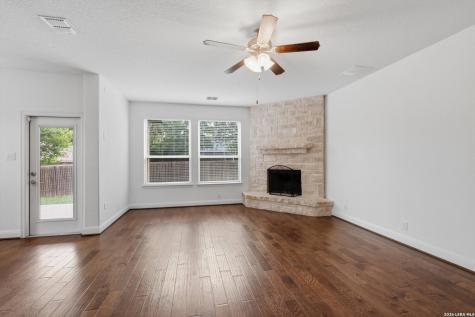 1648 Sun Ledge Way New Braunfels TX 78130