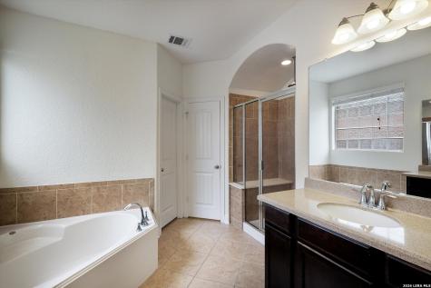 1648 Sun Ledge Way New Braunfels TX 78130