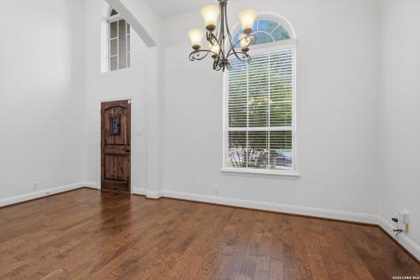 1648 Sun Ledge Way New Braunfels TX 78130
