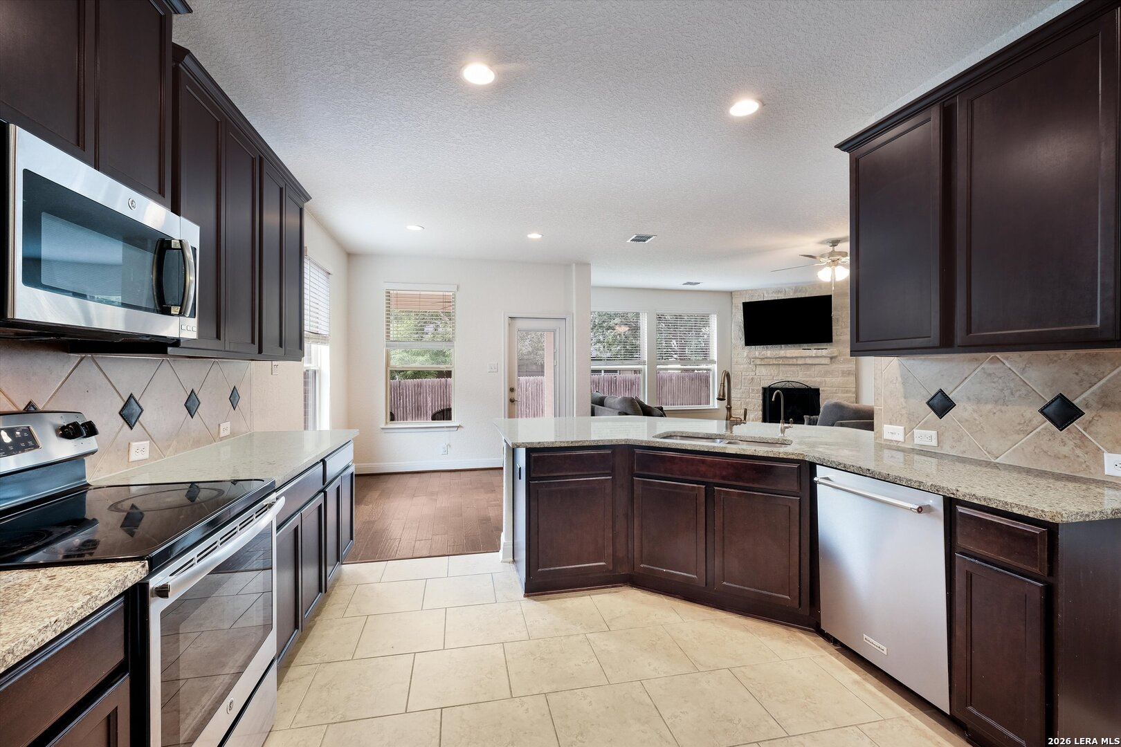 1648 Sun Ledge Way New Braunfels TX 78130