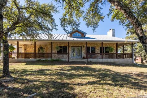 102 Remington Drive Bergheim TX 78004