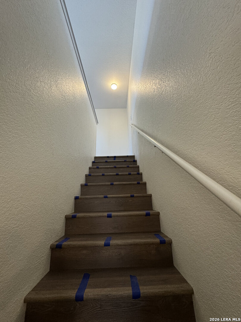 9022 Walking Creek San Antonio TX 78254