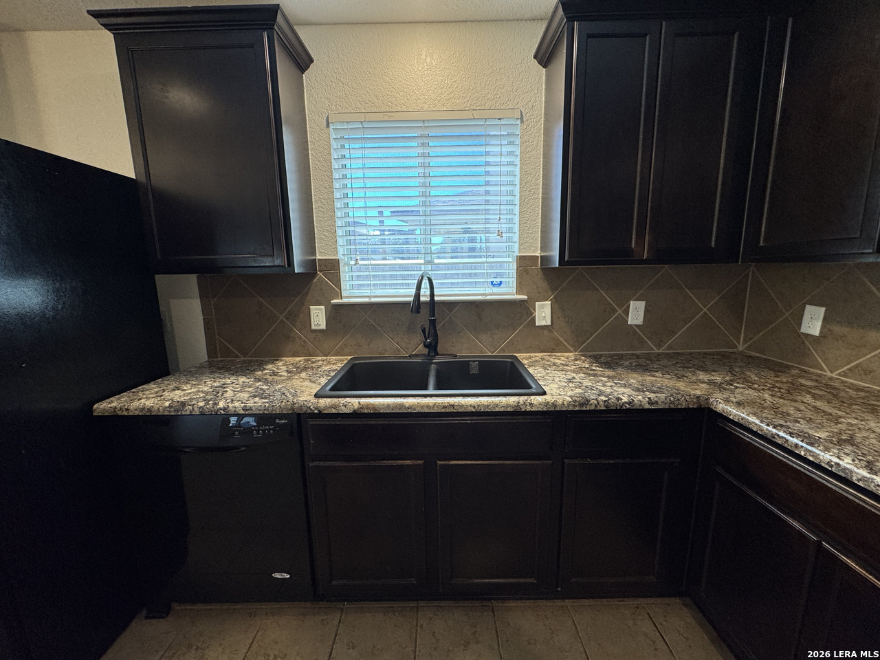 9022 Walking Creek San Antonio TX 78254