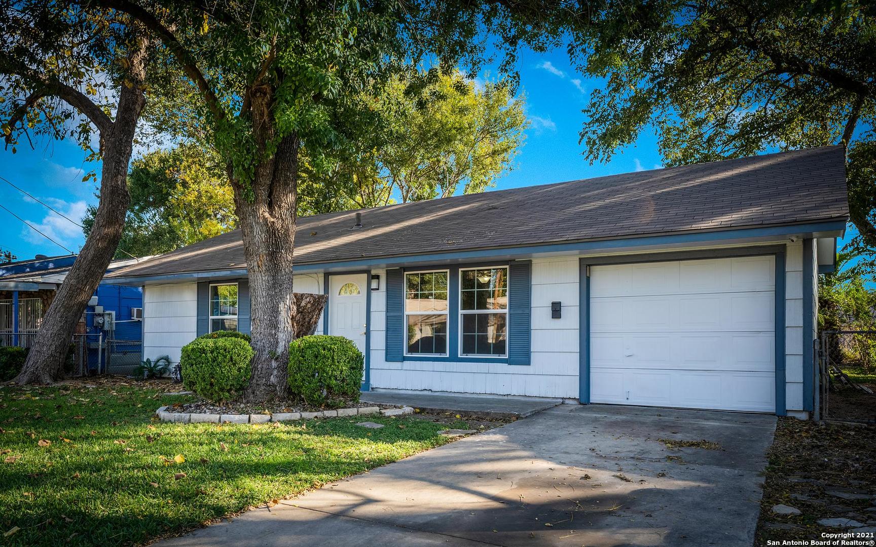 326 Las Palmas Drive San Antonio TX 78237