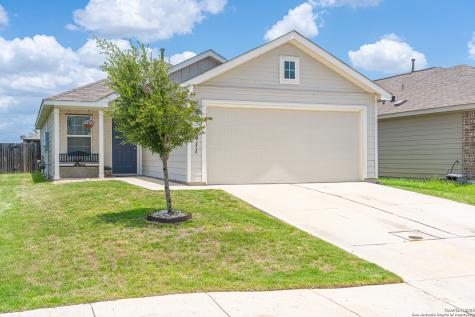 8411 Terlingua Cove Converse TX 78109