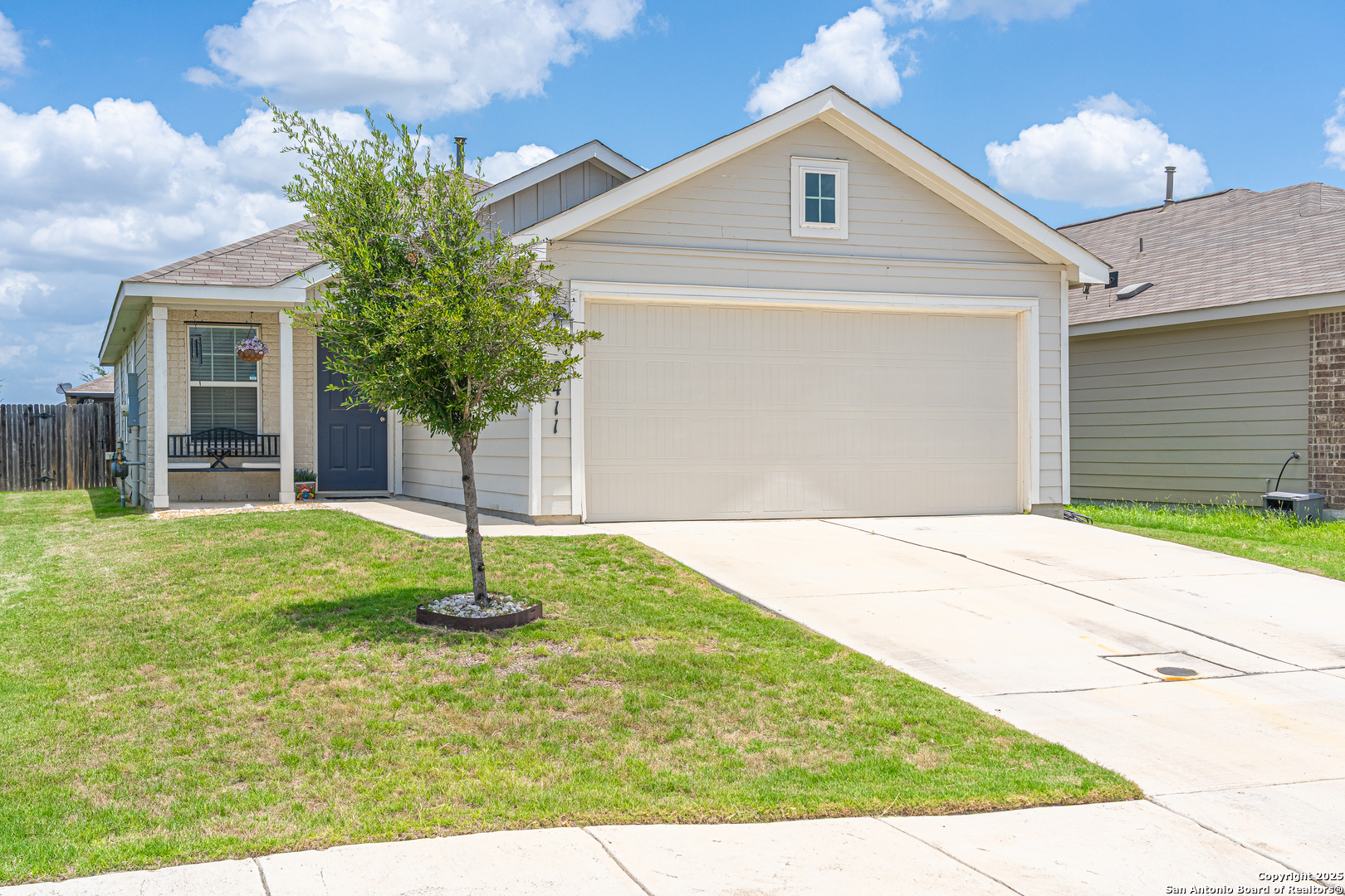 8411 Terlingua Cove Converse TX 78109