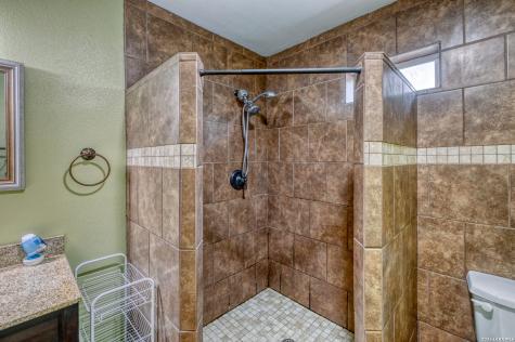 411 W Calera Uvalde TX 78801