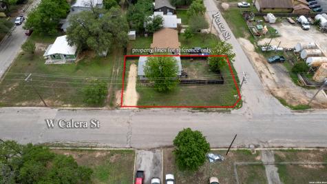 411 W Calera Uvalde TX 78801