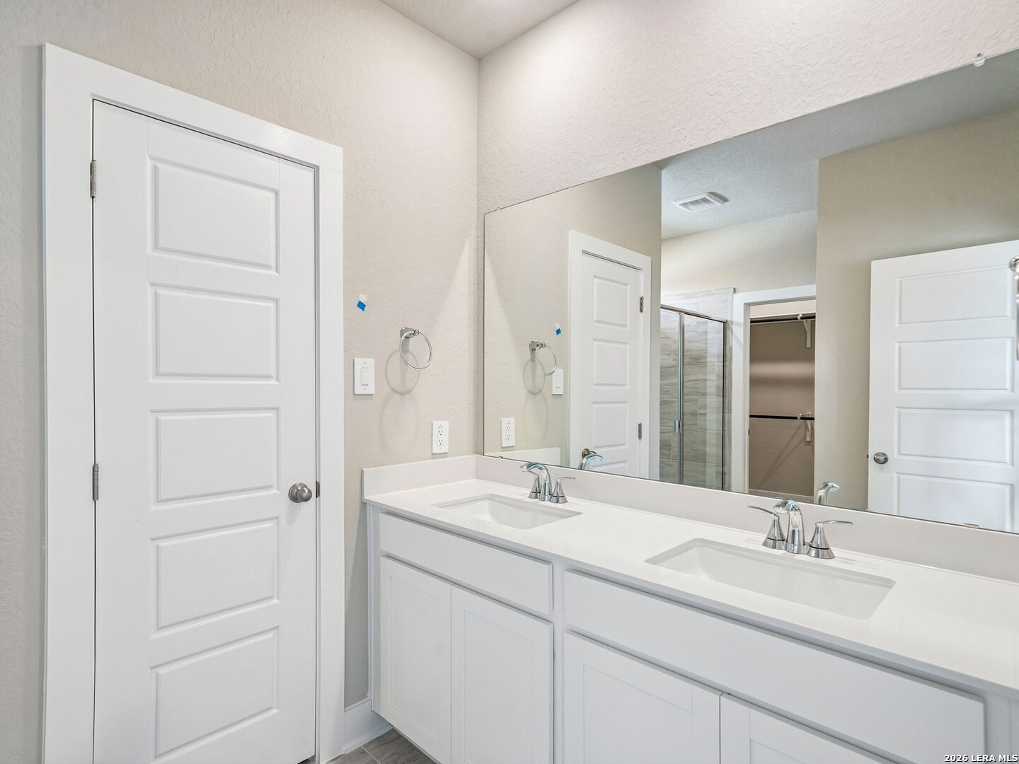 10233 King Robert San Antonio TX 78239