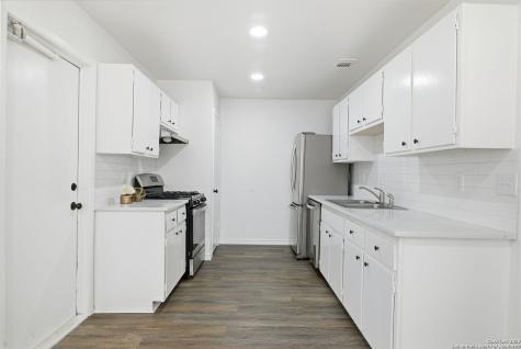 13823 Durwood San Antonio TX 78233