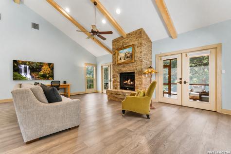 122 Woodland Ranch Road Boerne TX 78015