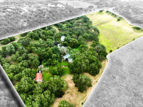 122 Woodland Ranch Road Boerne TX 78015