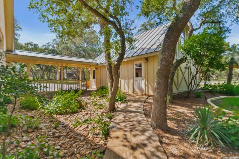 122 Woodland Ranch Road Boerne TX 78015