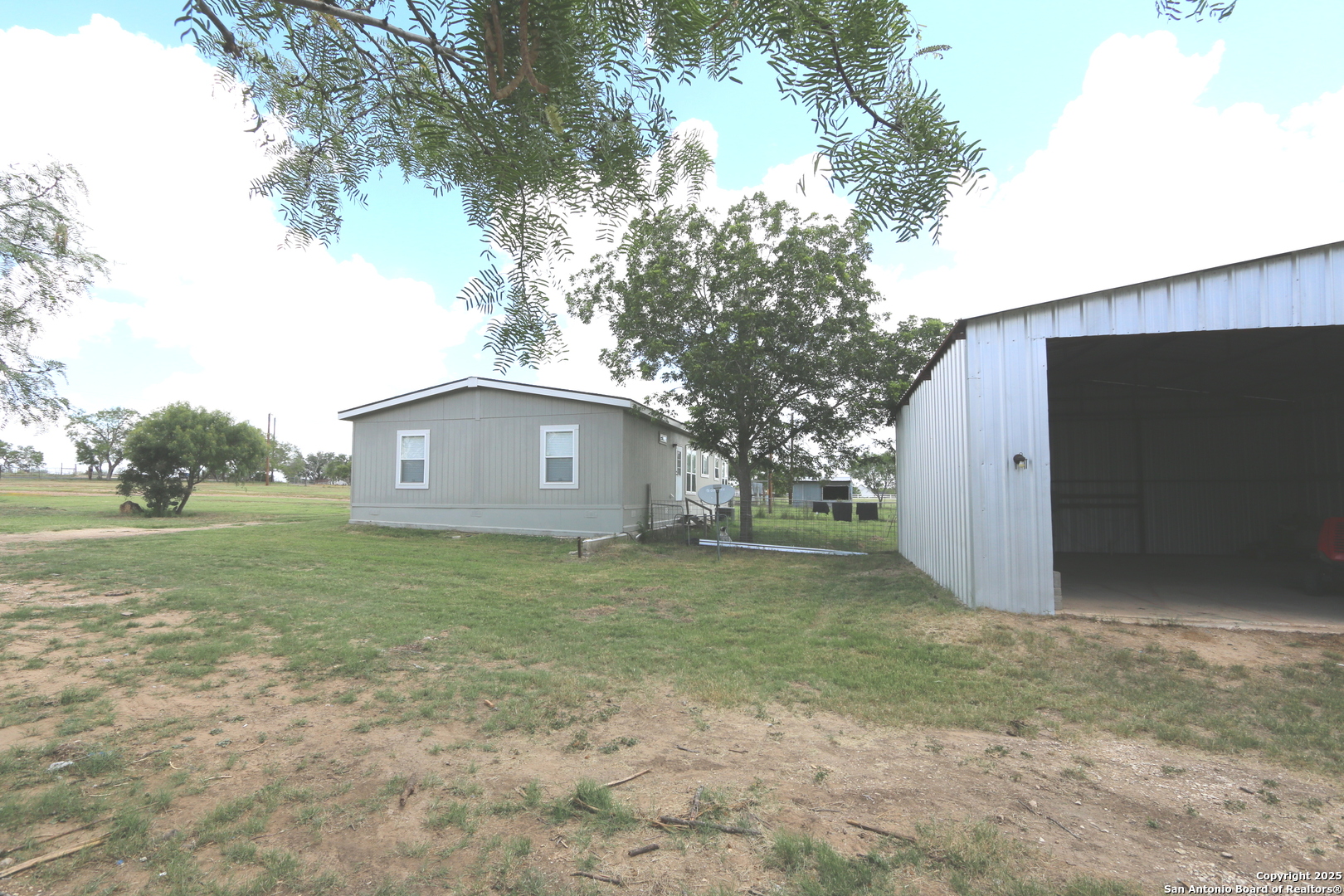 7510 Pittman Road Adkins TX 78101
