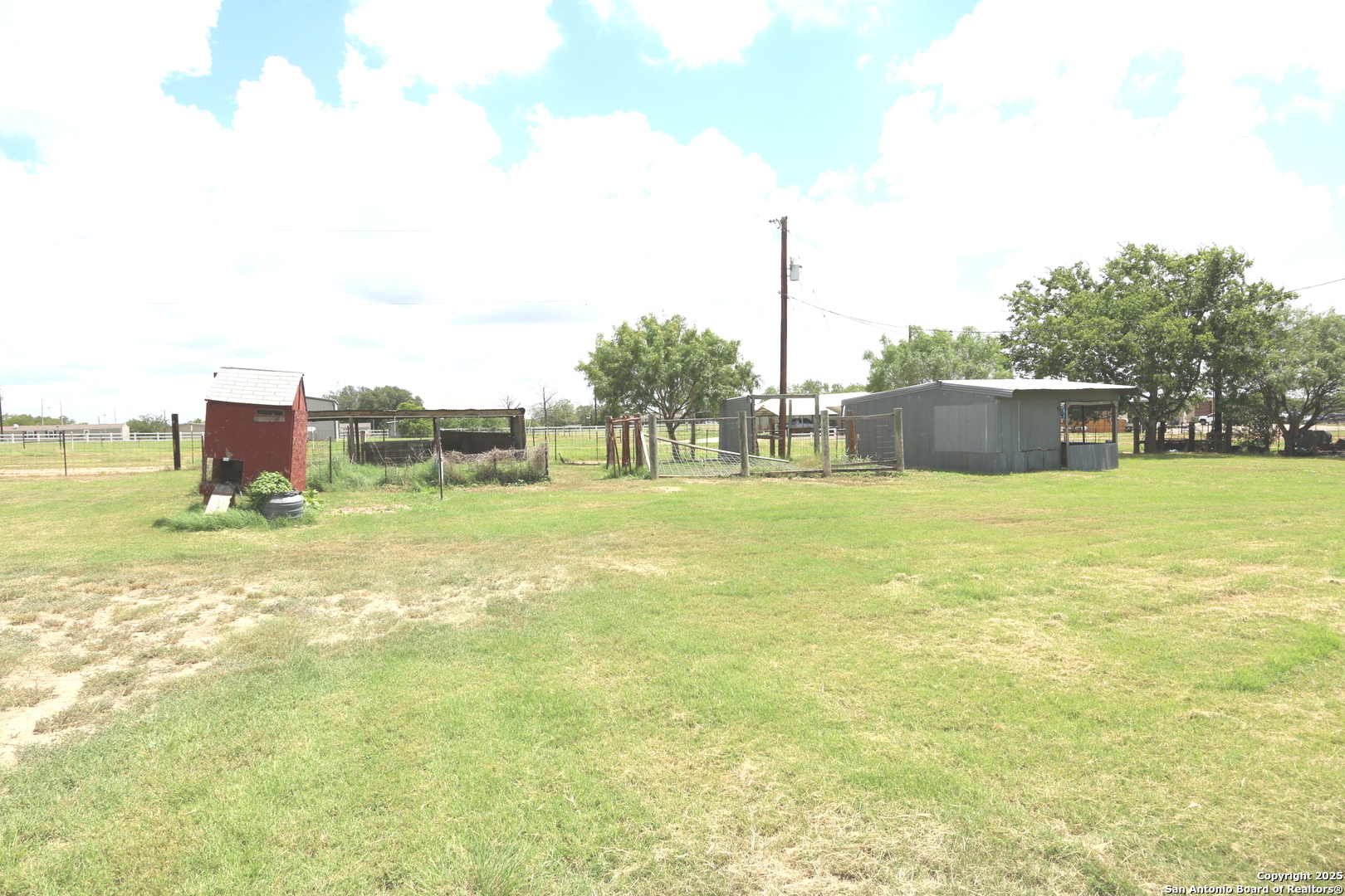 7510 Pittman Road Adkins TX 78101