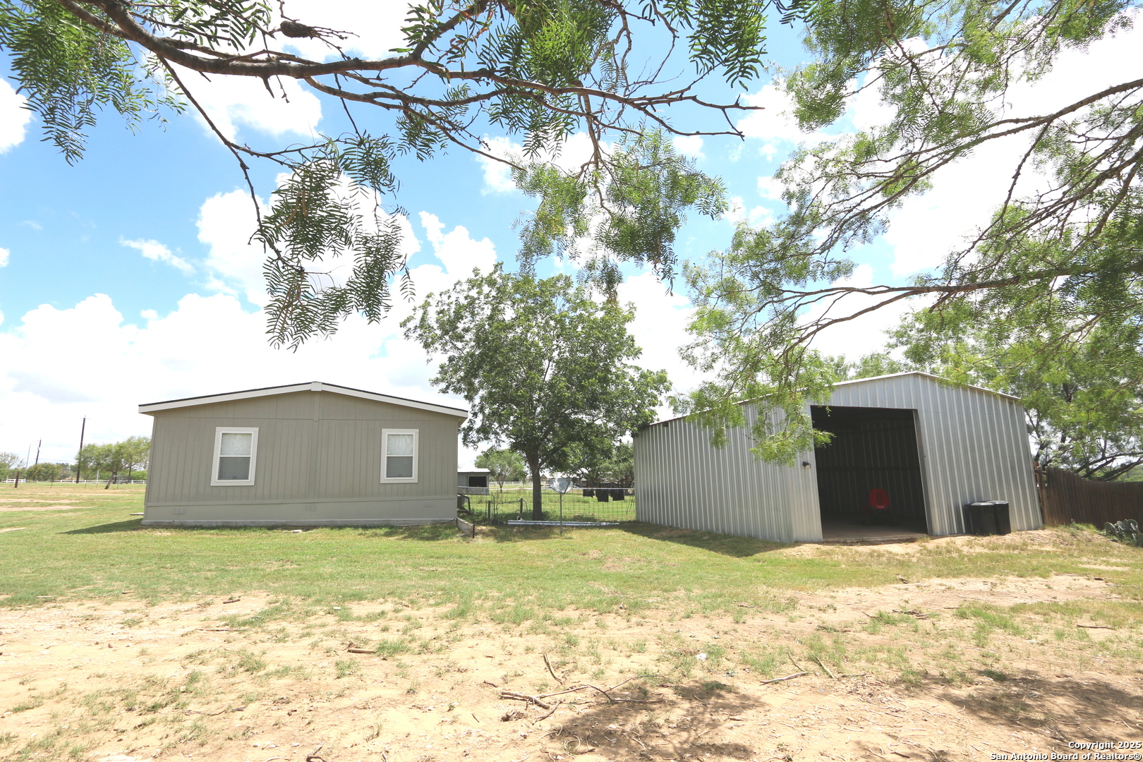 7510 Pittman Road Adkins TX 78101