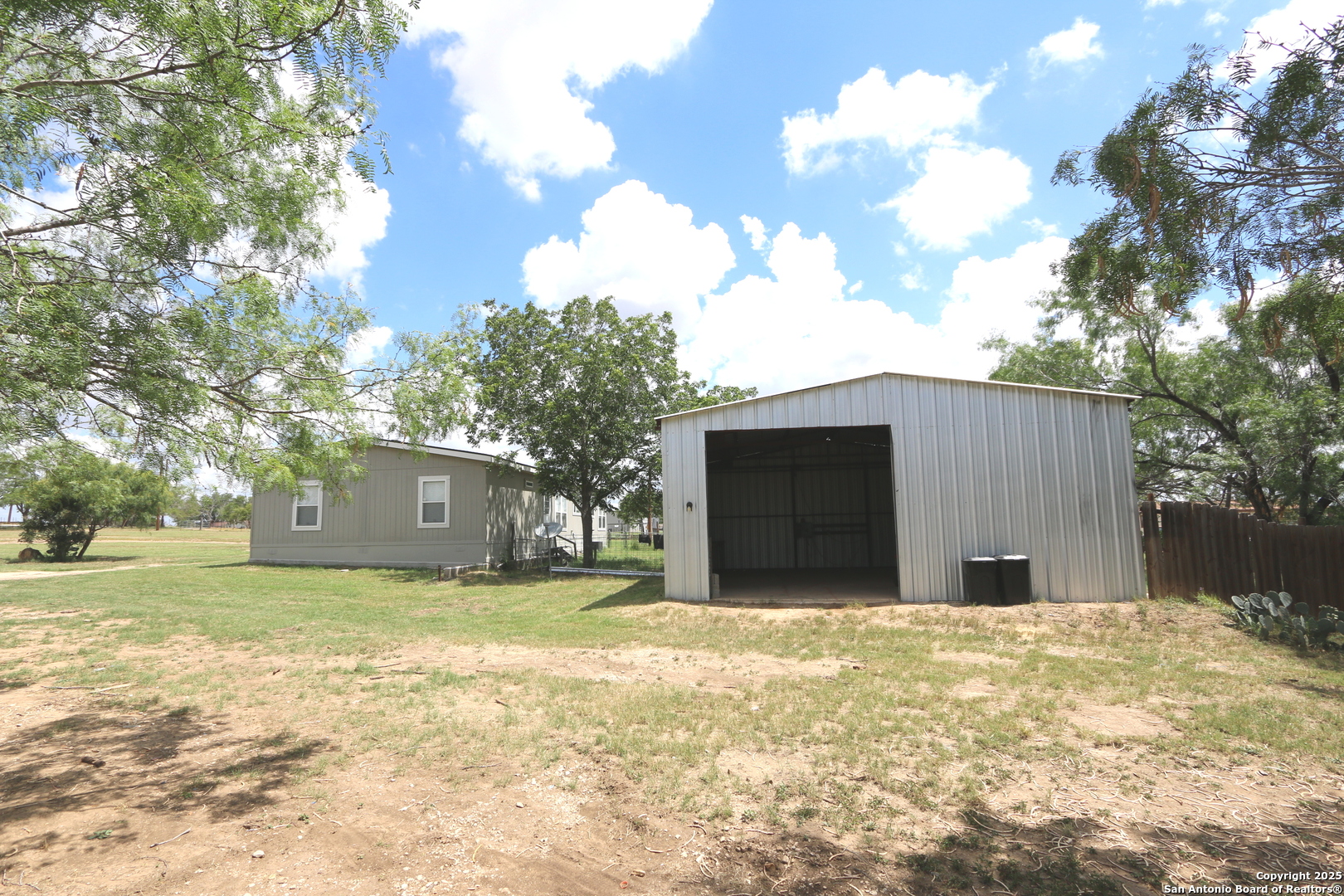 7510 Pittman Road Adkins TX 78101