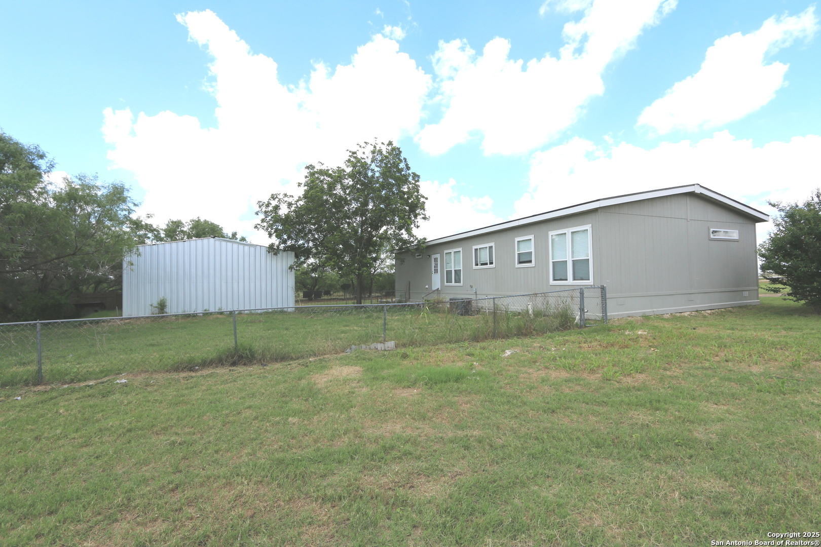 7510 Pittman Road Adkins TX 78101