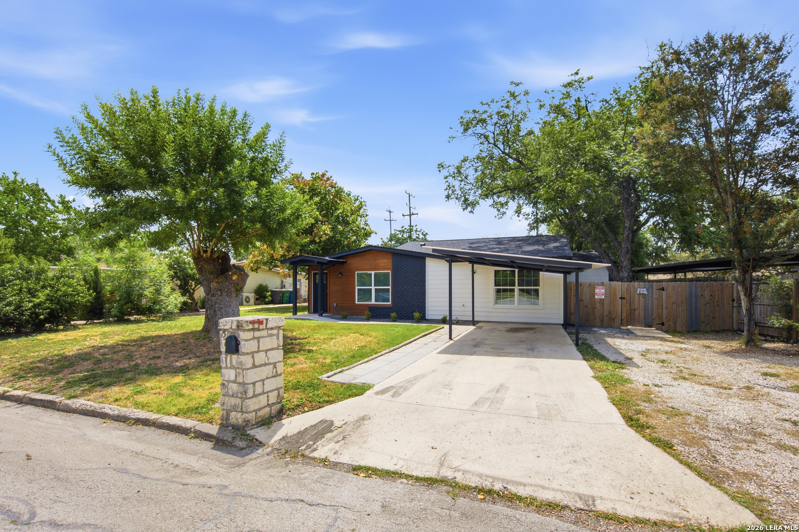 526 Springwood Lane San Antonio TX 78216