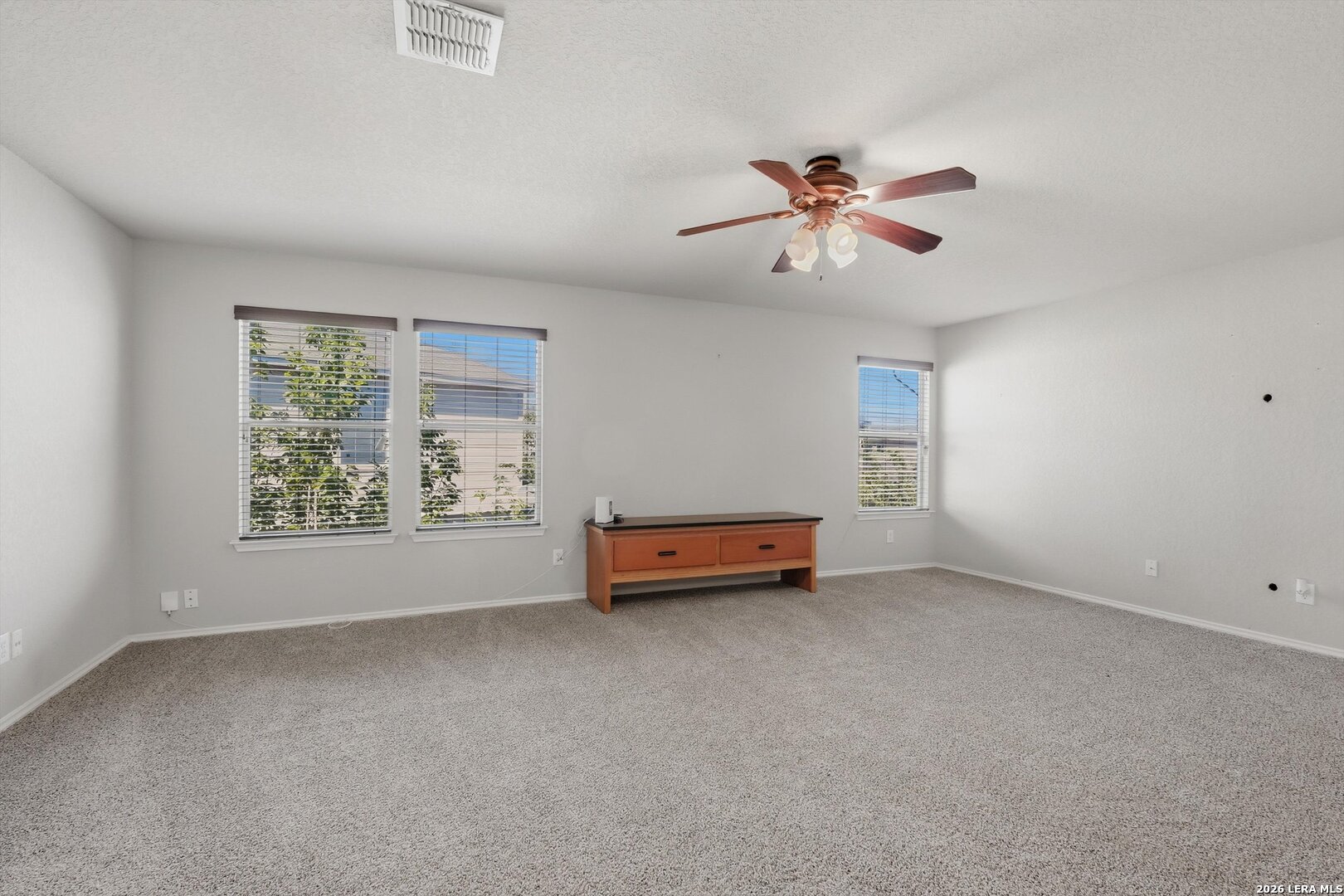 3406 Aranda Fields Converse TX 78109