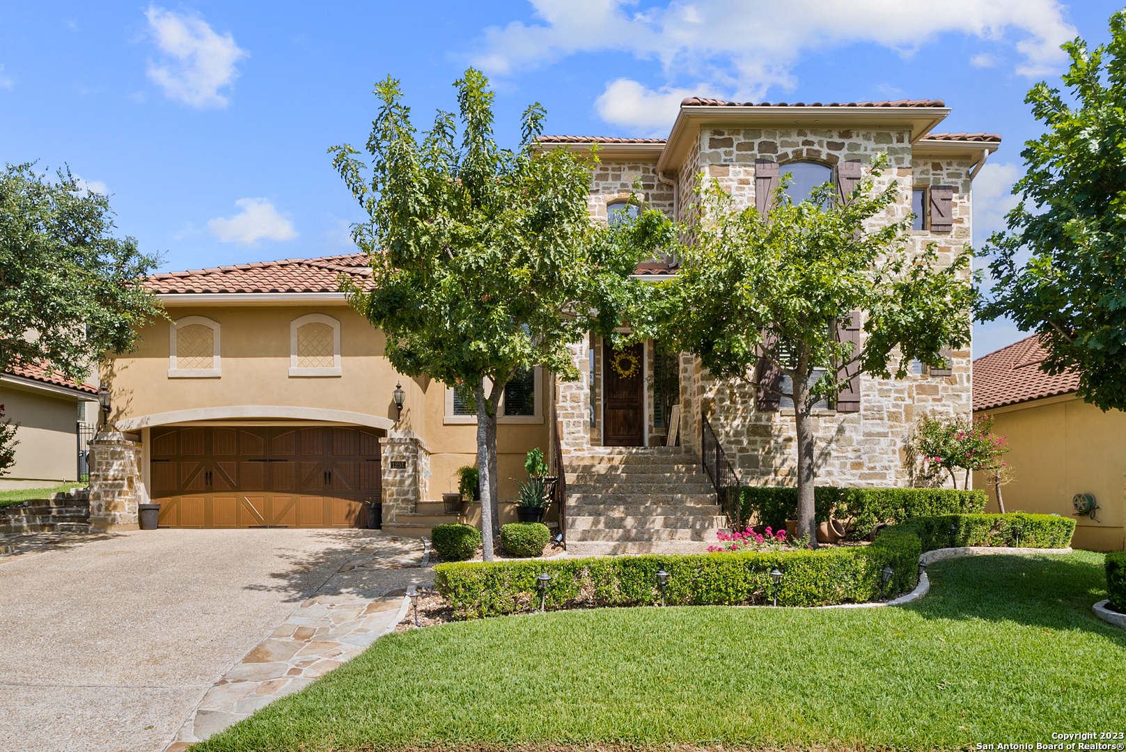 1251 Via Belcanto San Antonio TX 78260